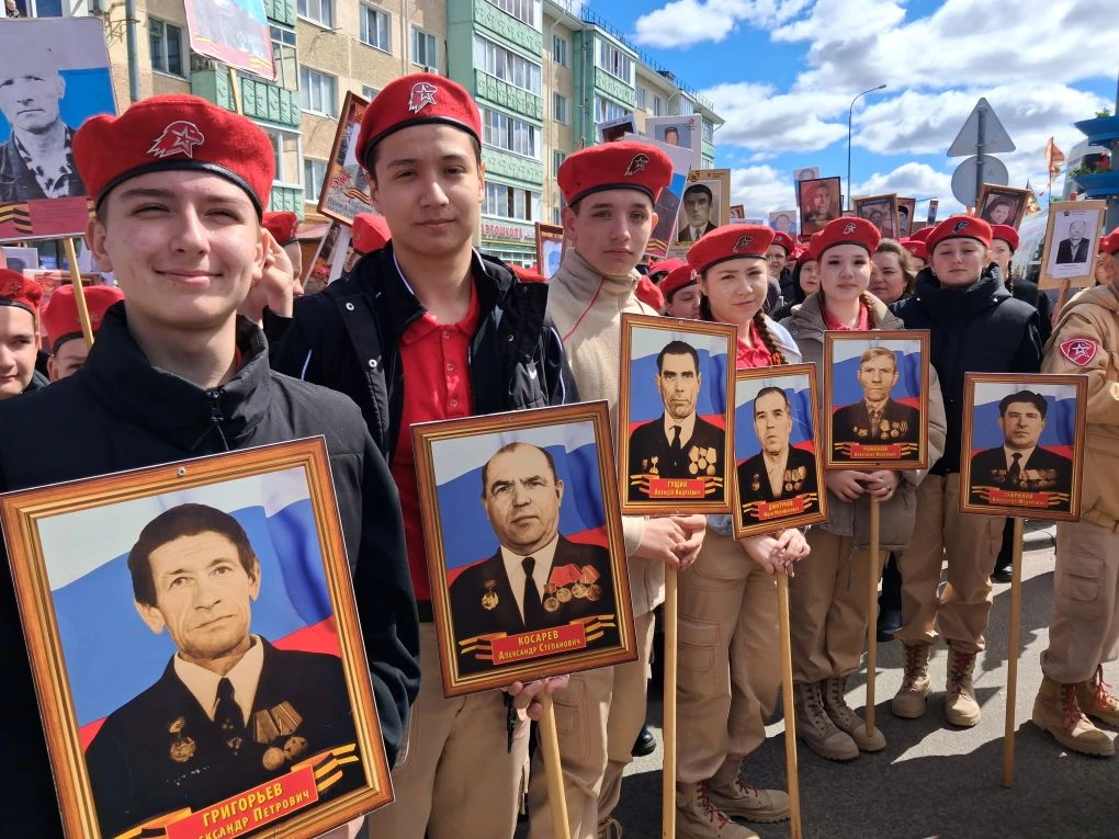 Сегодня наши юнармейцы приняли участие в районном параде, посвященном Дню Победы!