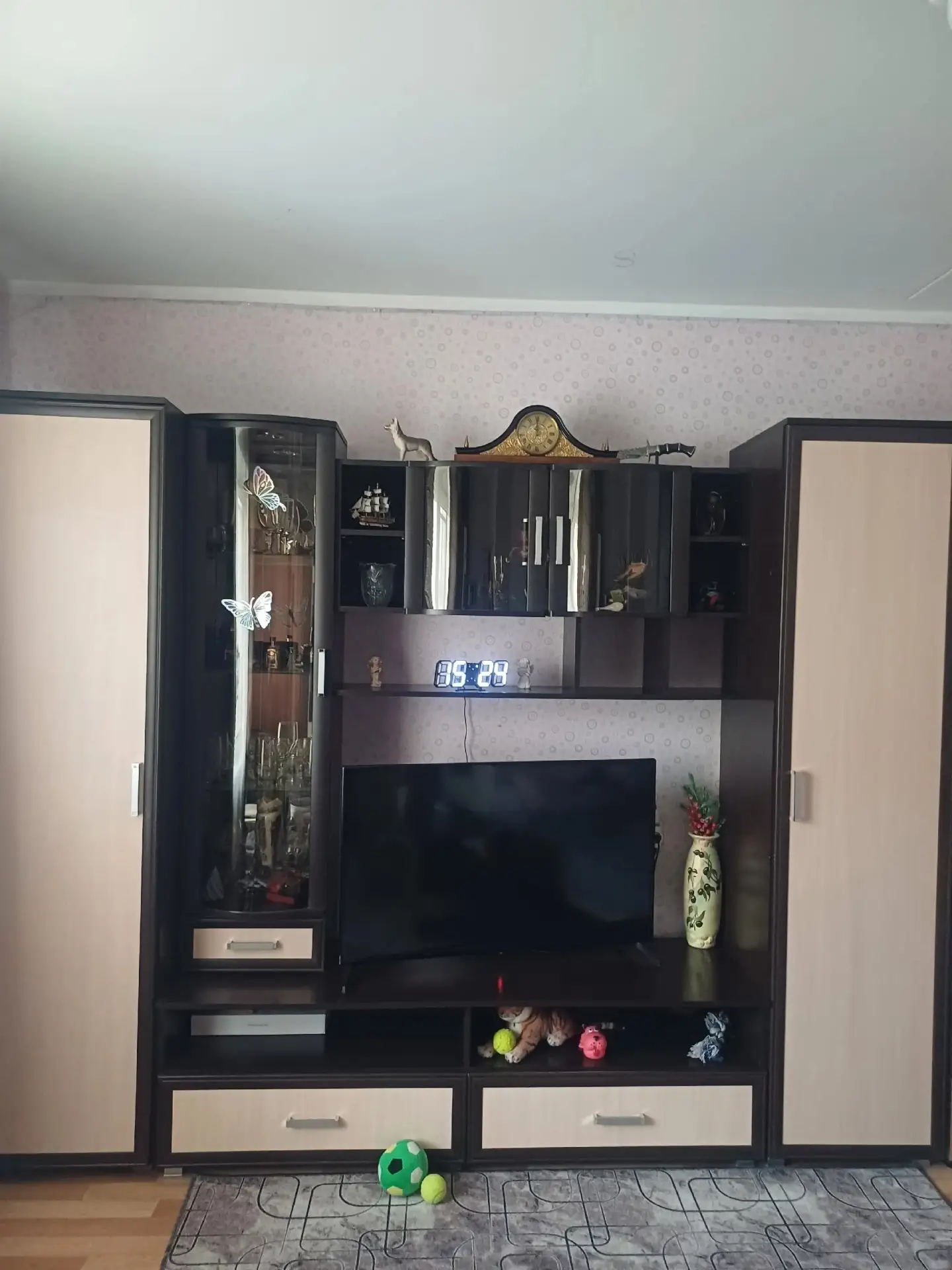 Даром самовывоз разобрана на 5 частей