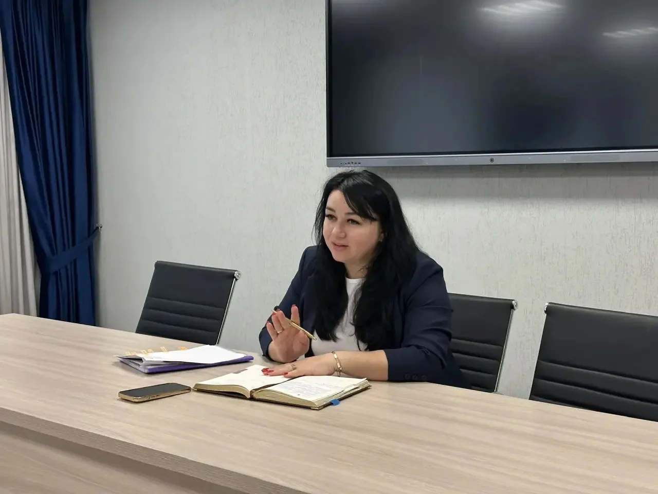 Директор комплексного центра по Шовгеновскому району Зара Гутова провела еженедельное п...