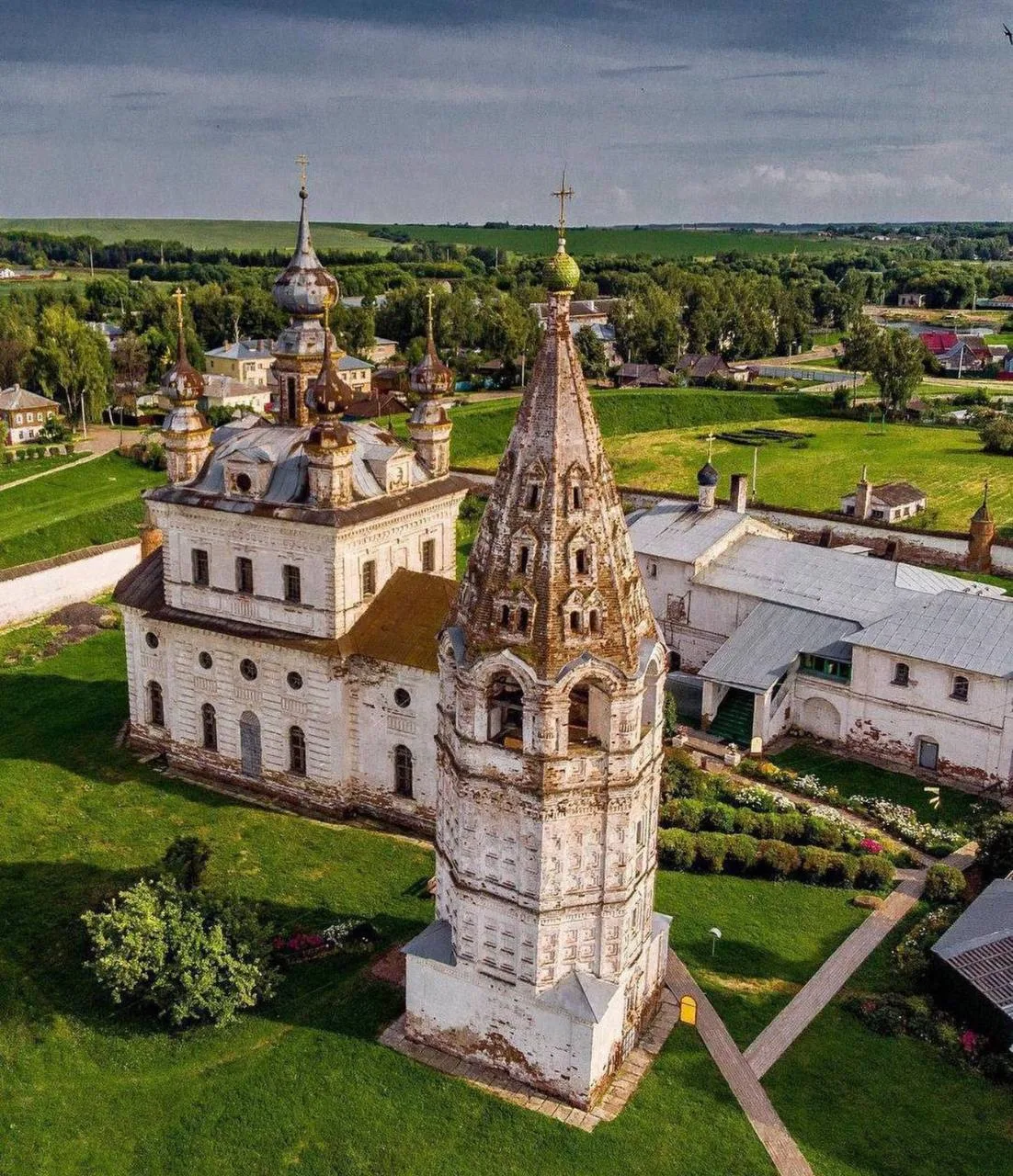💛 Старинный русский городок Юрьев-Польский
  
📍 Владимирская область