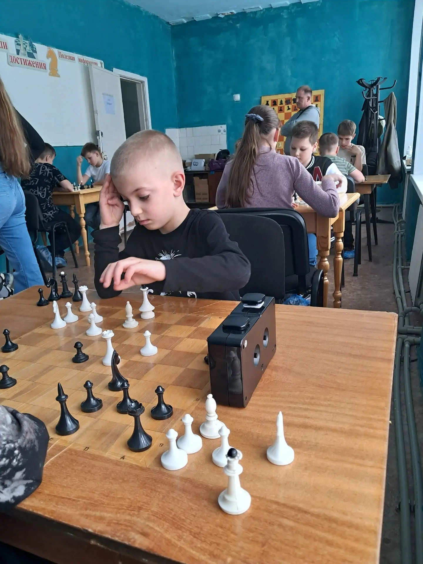 ♟️16 мая в центре «Спорт для всех» прошёл захватывающий турнир по шахматам среди школьн...