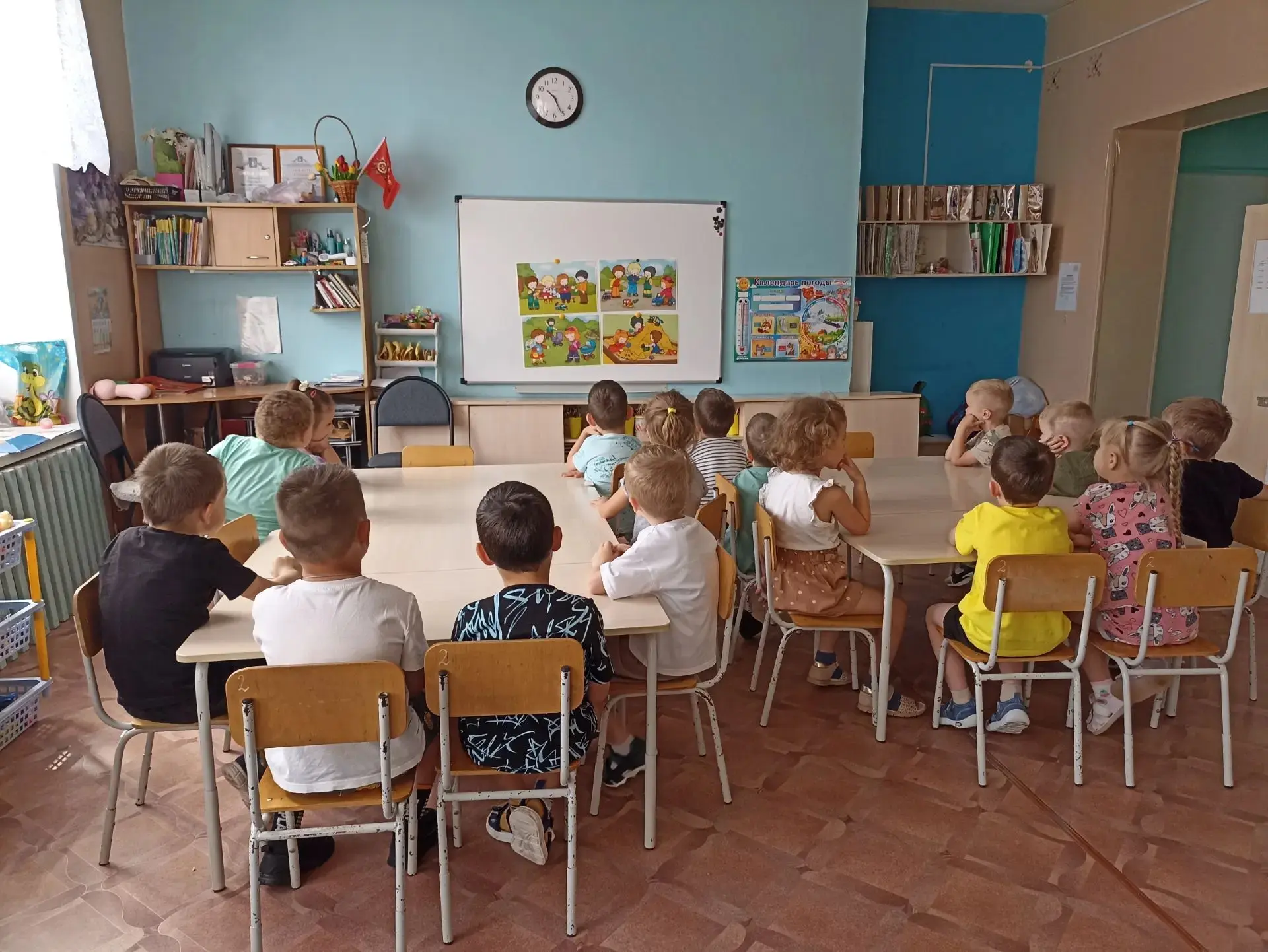 В наше время чрезвычайно актуальным вопросом является защищенность наших детей на прогулке. С детств