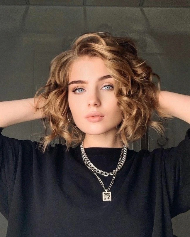 🙏   Оцените прическу