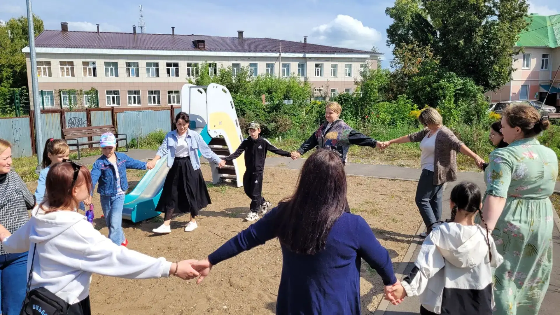 В Лениногорском комплексном центре «Исток-Башлангыч» в рамках Года единства народов Рос...