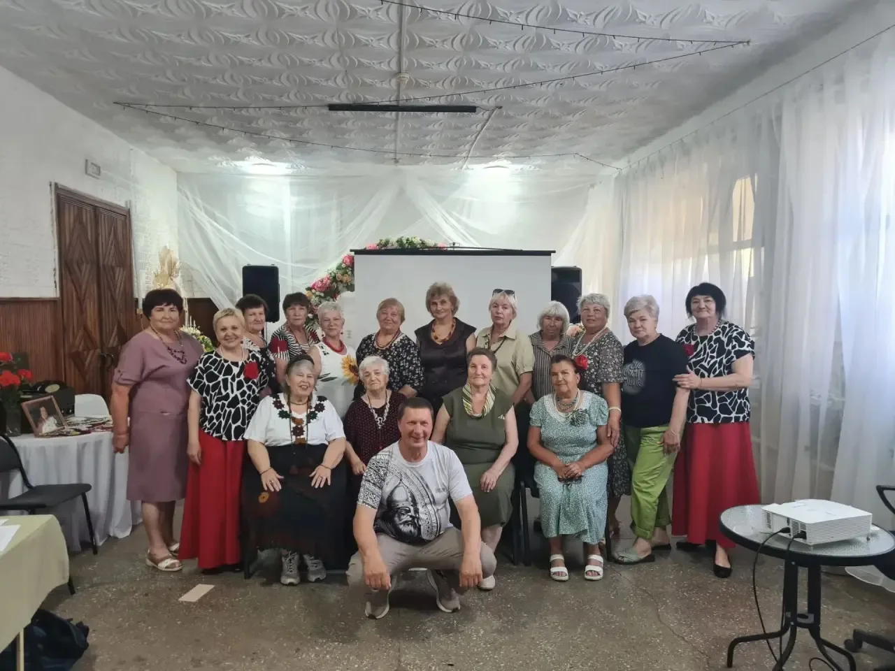 🎤Людмила Зыкина: путь от                 народной песни к великой сцене…

🏛️ В городском клубе про
