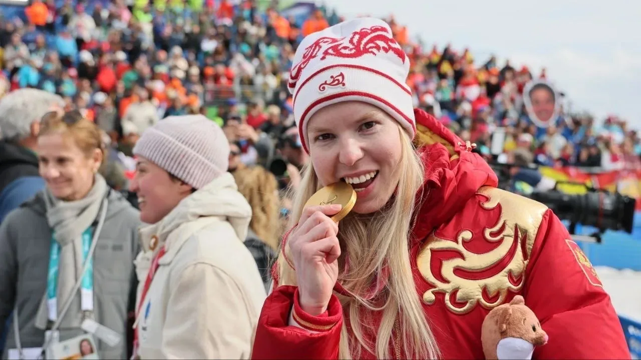 🥇Сборная России из 6 спортсменов завоевала 4 золотые медали на Паралимпийских играх в Италии  Поздра