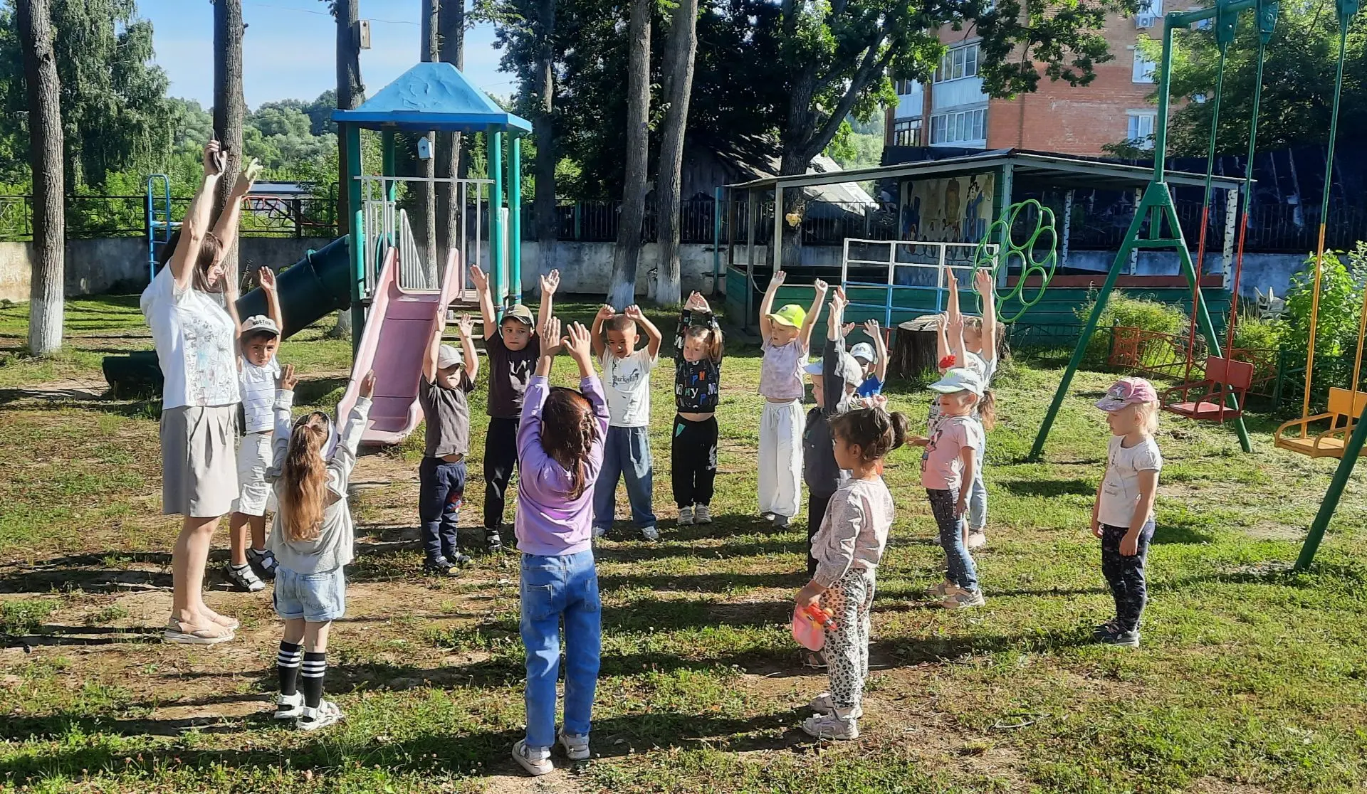 🌞 Лето в детском саду: заряд бодрости на свежем воздухе!

В нашем детском саду наступило самое солн