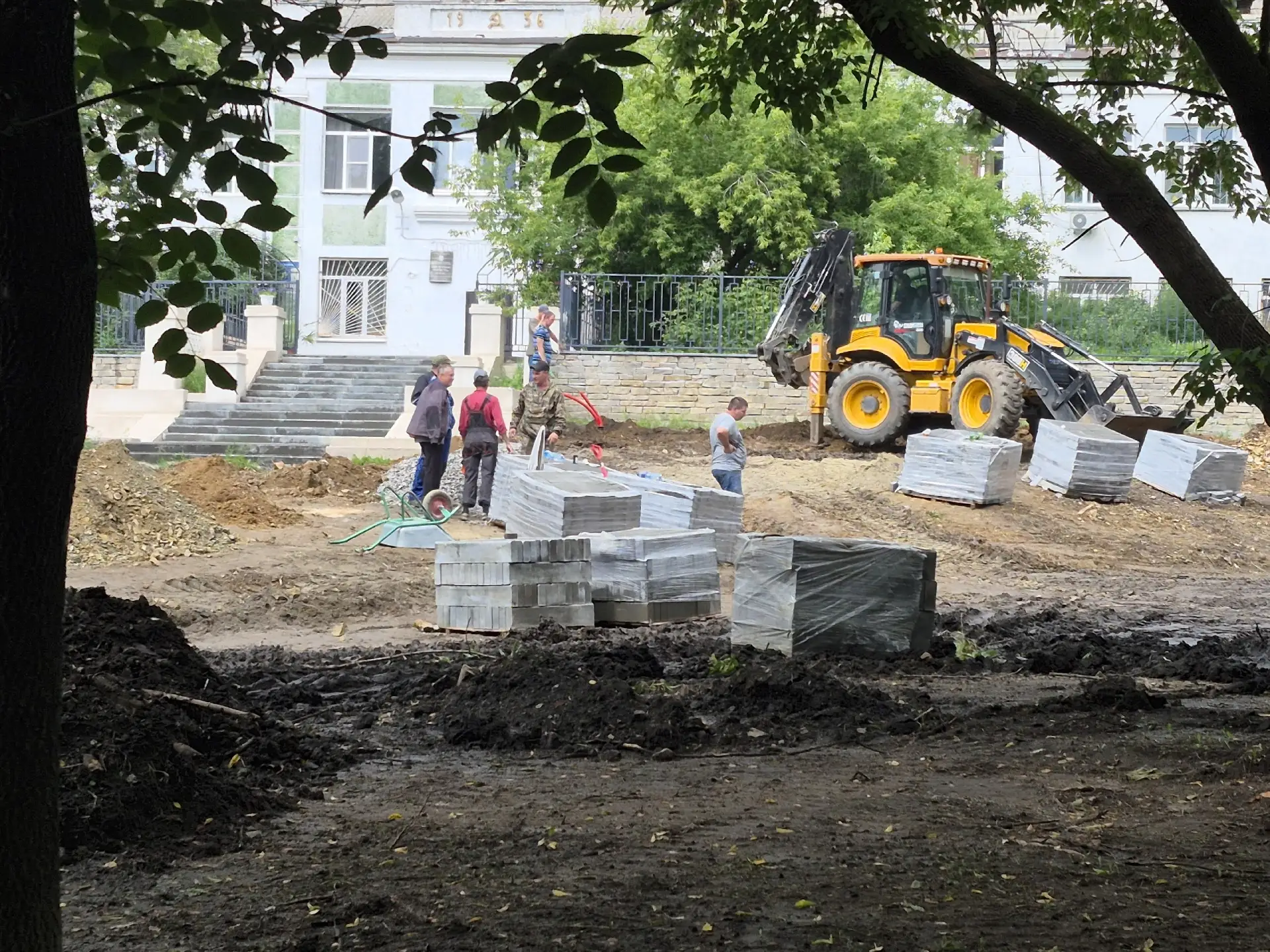 В Кыштыме возле Дома детского творчества  появится сквер для отдыха