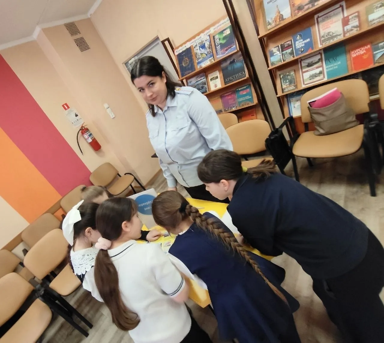 🖐️ БЕЗОПАСНЫЕ КАНИКУЛЫ  Перед  весенними каникулами ученики 2б класса приняли участие в квест-игре п