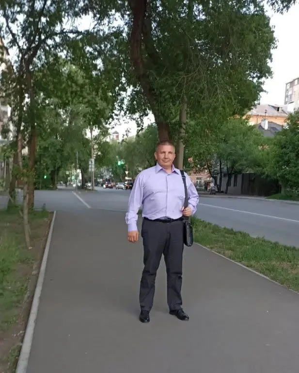 ЕСТЬ МНЕНИЕ
"Шапка Булакина не по Лемину!
 
Почему? Парк культуры и отдыха преуспевает, аллеи, пляжи