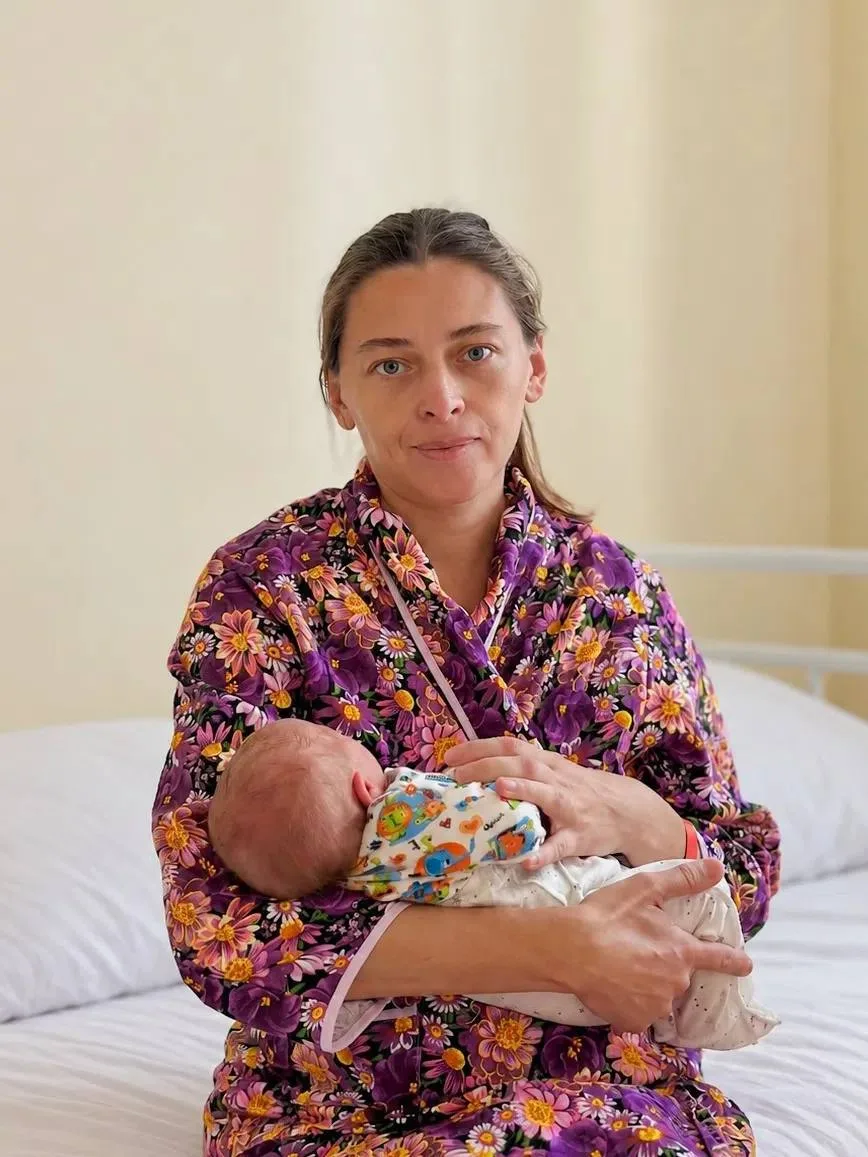 В Тюмени в родильном доме № 3 у женщины родился восьмой ребенок. Теперь у Ларисы равное...