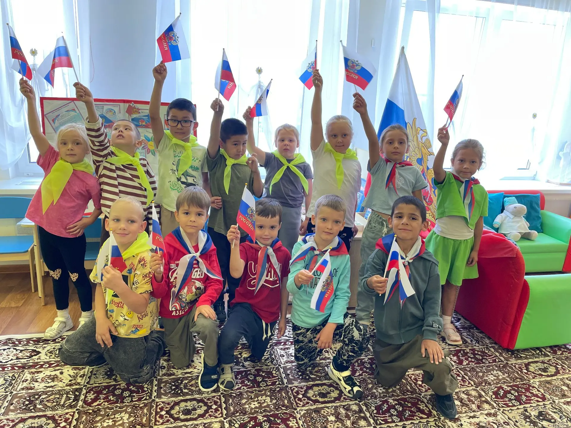 ⭐ Патриотический квест «Под флагом России» в «Умке»