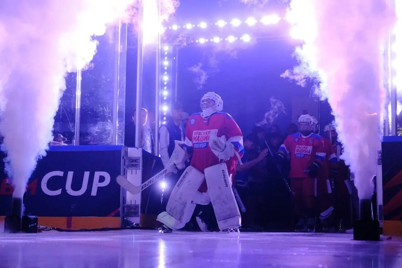 🏒 Красногорский коллектив «Красная машина Юниор» сыграет в квартете «Г» на предстоящем...