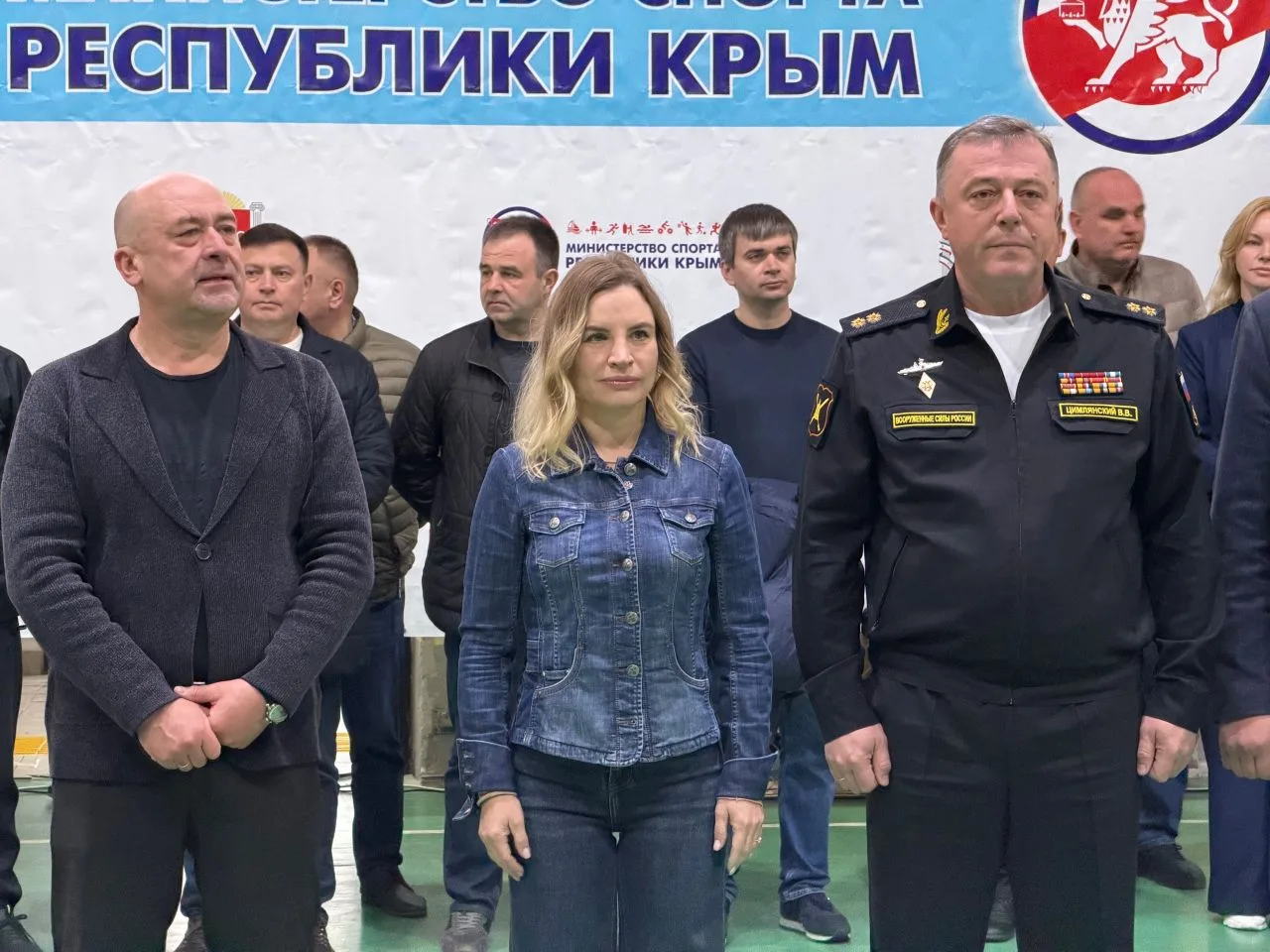Спортсмены ГБУ ДО СШ №7 отделения волейбола (тренер-преподаватель Душкевич Е.Б.) и отде...