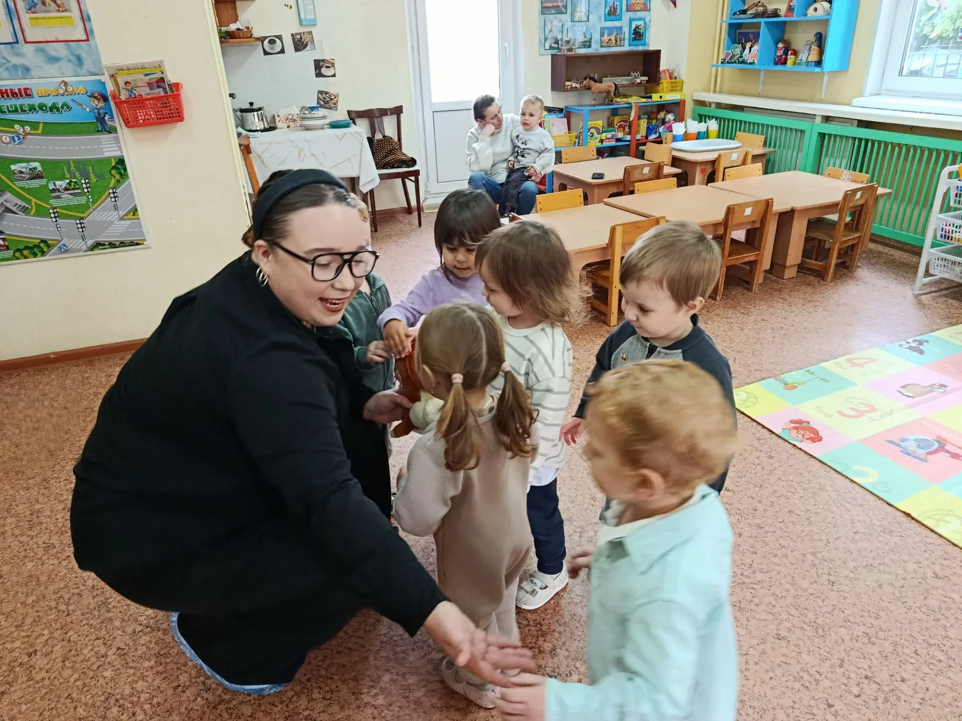 Наш детский сад -  площадка для студенческой практики. Под руководством опытных педагог...
