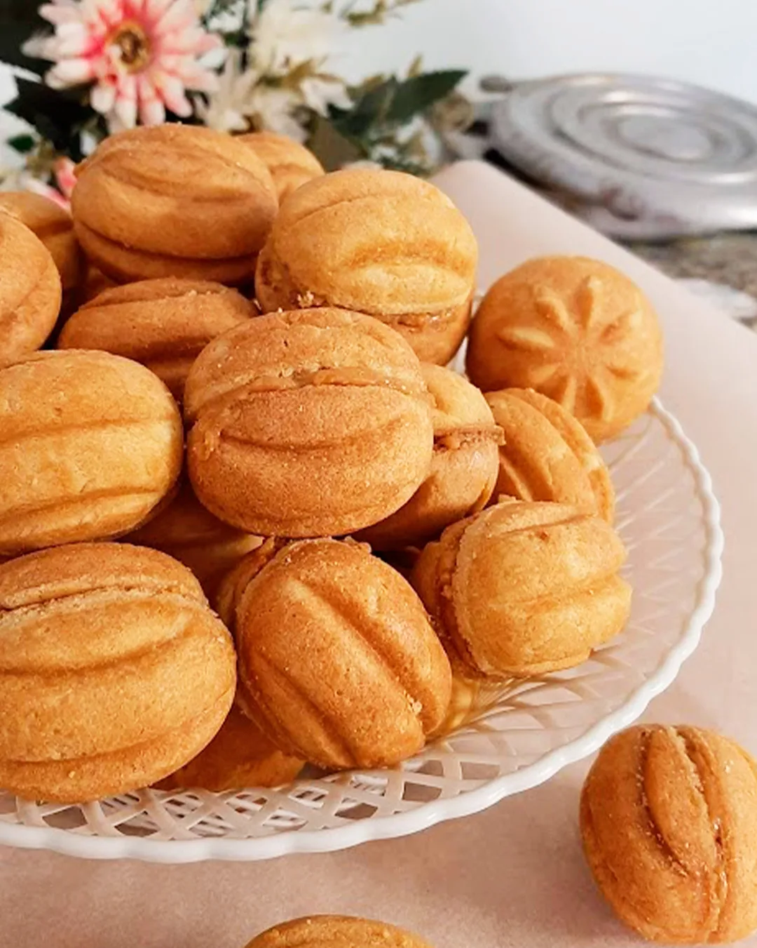 ❤️  "Орешки" из СССР со сгущёнкой 

#Выпечка #Печенье #Десерт

Ингредиенты
Орешки
🔸Маргарин сливочн