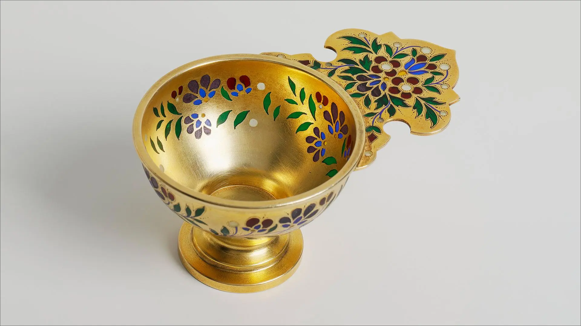 Чарка

Россия, Санкт-Петербург, 1889–1892 гг. Мастерская А.Ф. Петрова. Фабрика братьев Грачевых. Сер