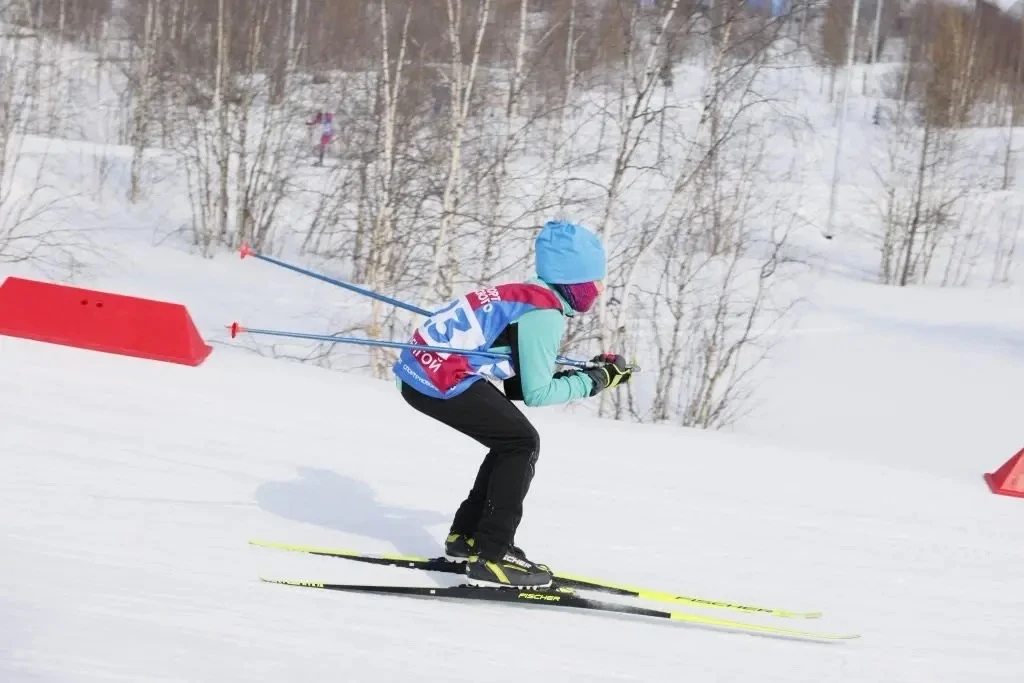 ⛷️Сезон лыжных гонок завершился уверенными победами учеников новоуренгойской школы № 17.   🌟Соревнов
