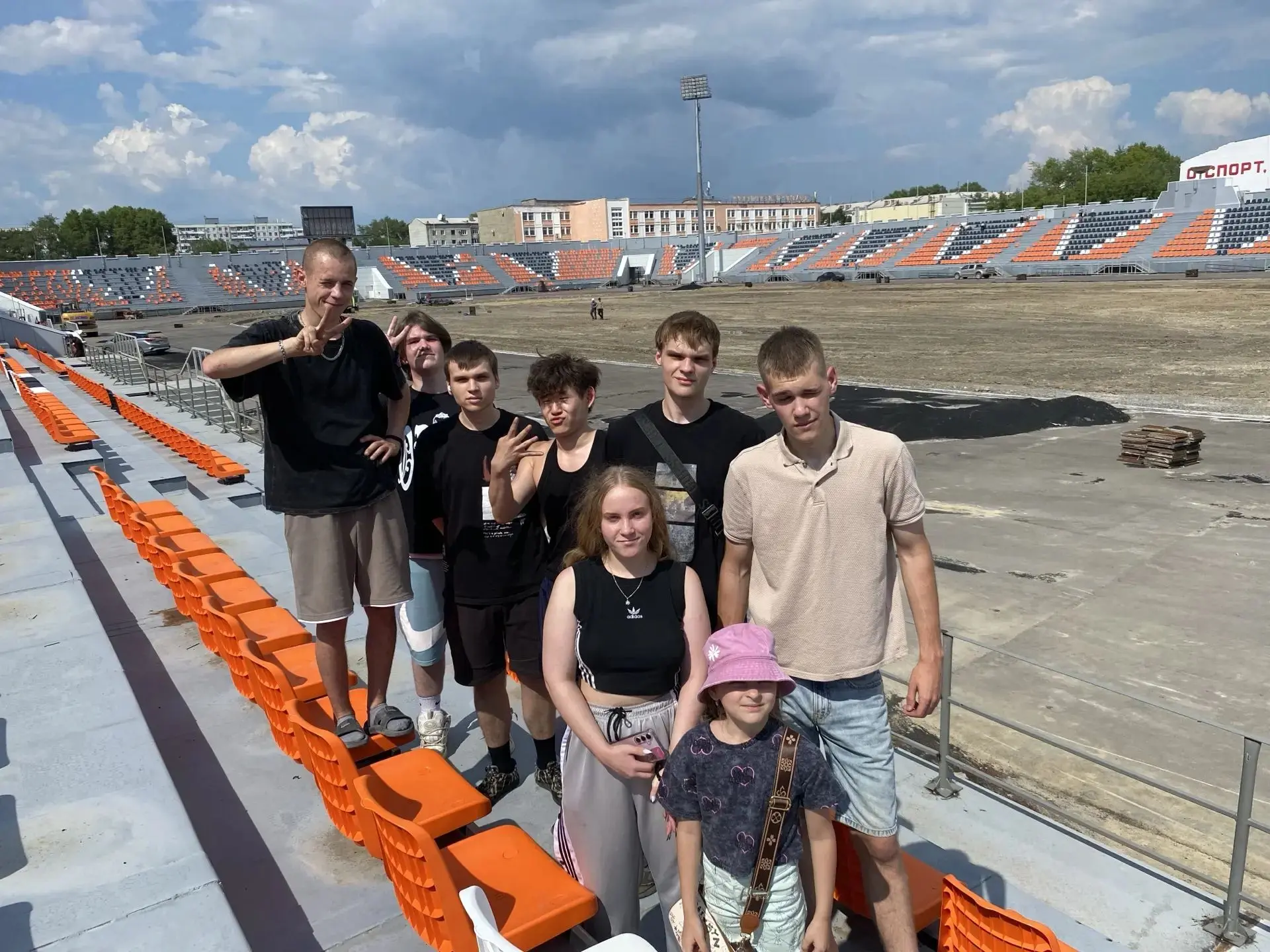 Пока кто-то отдыхает, наши студенты вписывают свои имена в историю города! 🛠️

Продолжается масштаб