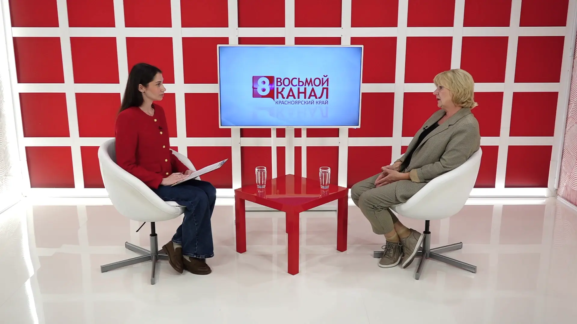 Интервью на 8 канале. Маргарита Зубковская, Светлана Баженова.