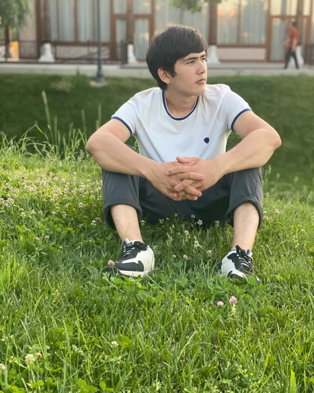 👦 Khayrullo, 23 лет
📍 Стрельна

📝 Мне нужен один хороший друг.

Ищи меня в боте 👇
🍷 МОЖНАЛИЗА —