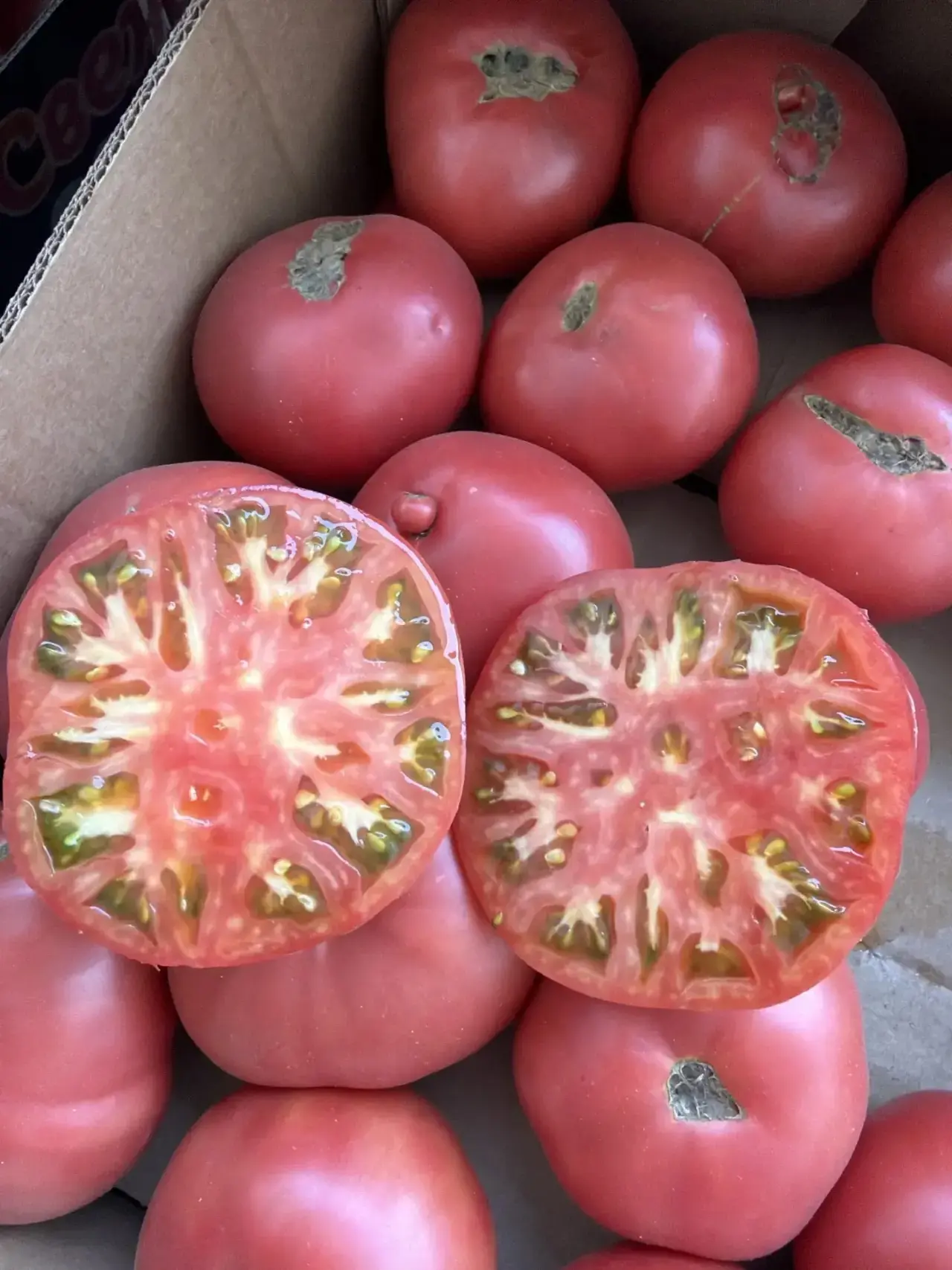 Розовый томат Соль  Илецк

С Зелёной косточкой 🤤 

110 ₽/кг