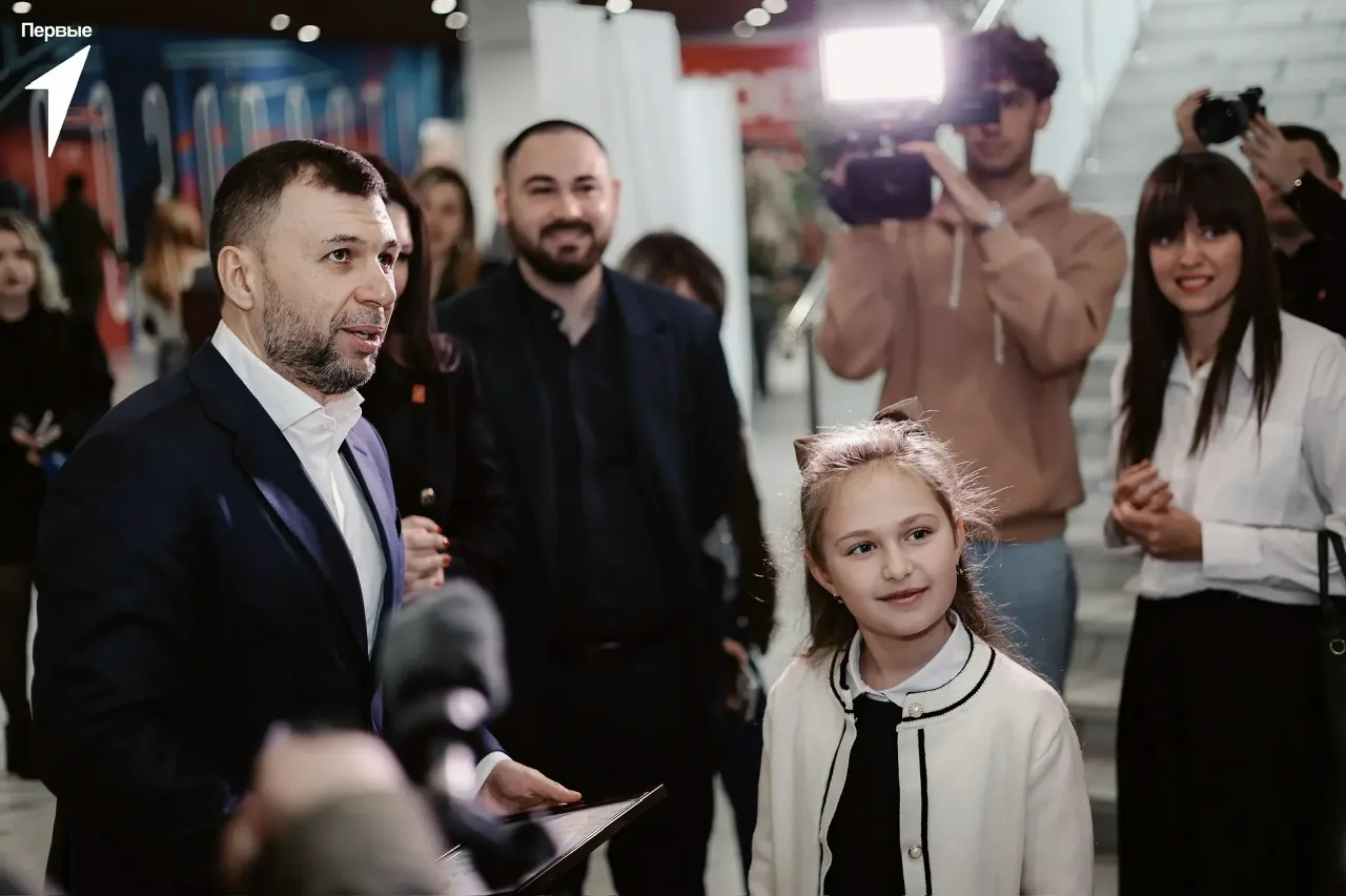 ✨В молодёжном центре «30/09» состоялась торжественная презентация нового граффити.  😊Его автором ста