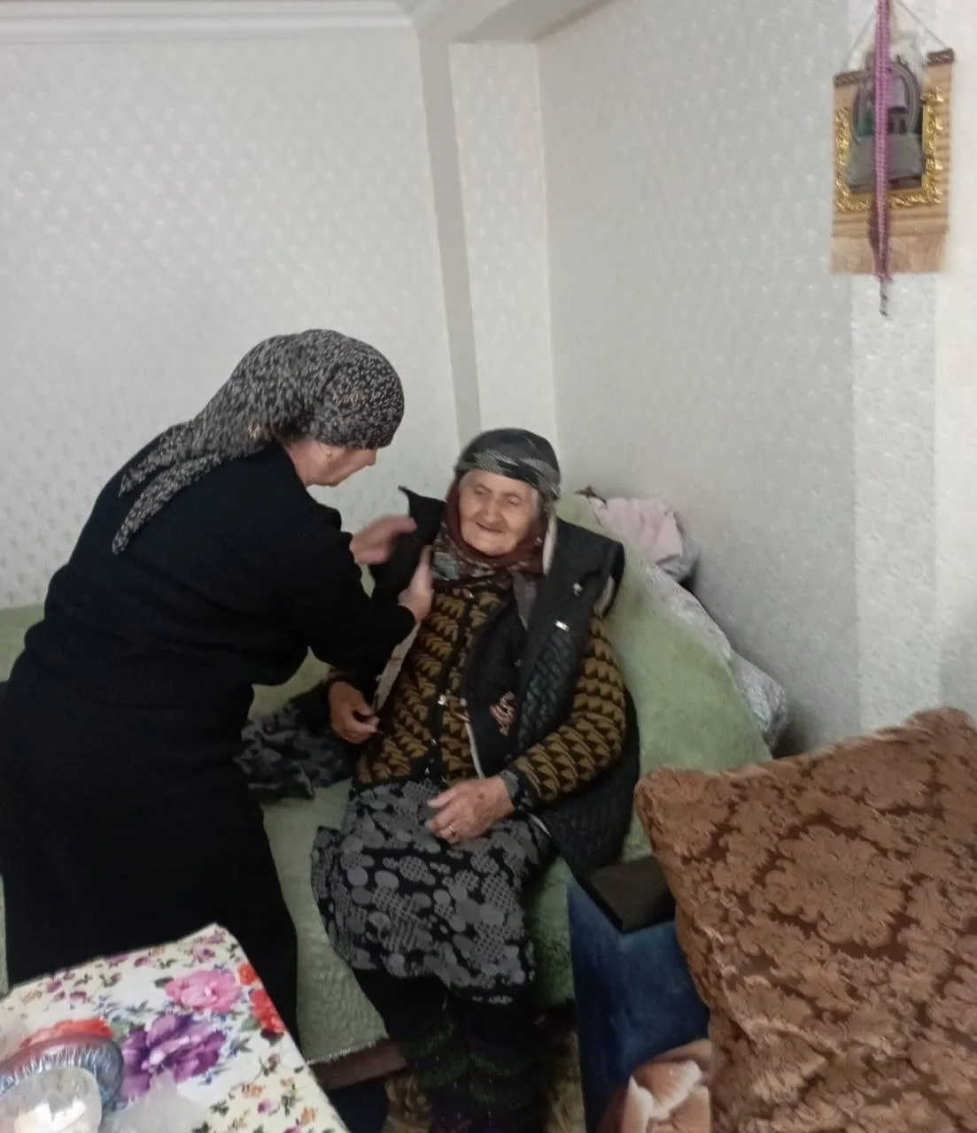 📌В рамках исполнения своих должностных обязанностей социальный работник Гашимова Раиля оказывает со