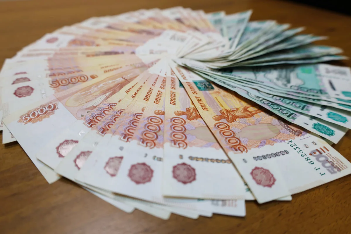 ❗️Мошенники под видом сотрудников госорганов выманили у жительницы Пензы свыше 2,8 млн ...