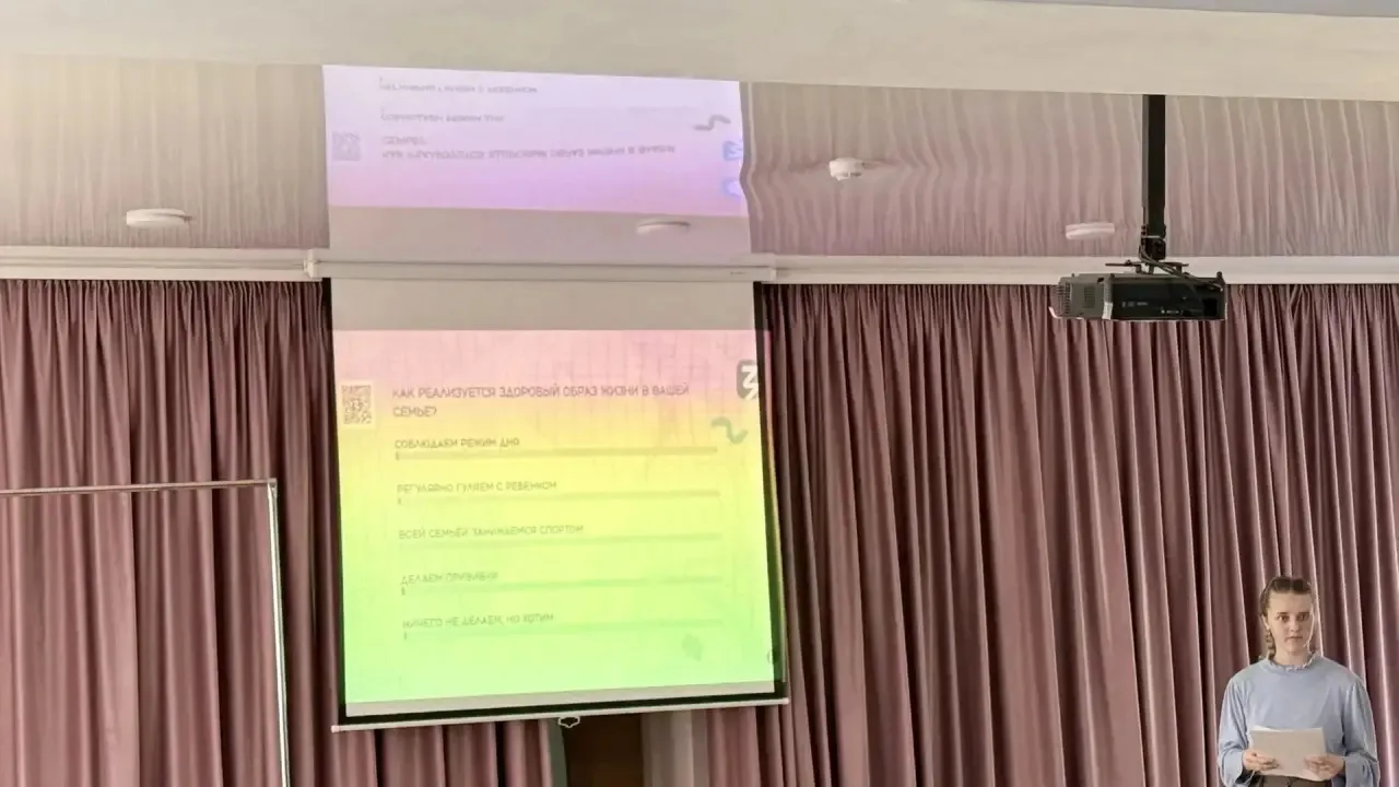 В младшей группе прошло интерактивное собрание для родителей.
