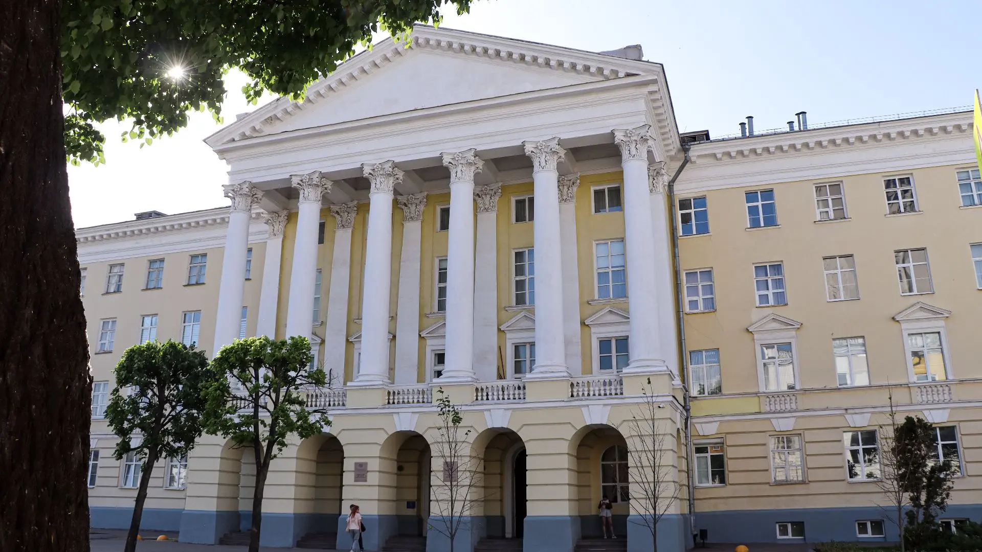 🧪 Сотрудники Химического института — среди лауреатов Электронной доски почёта Республи...