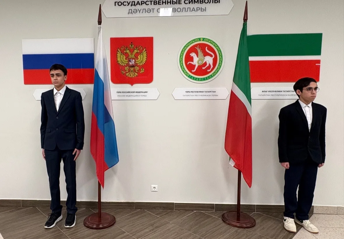 🇷🇺В понедельник, 20 апреля 2026 г. новая учебная неделя в нашей гимназии началась традиционно с испо
