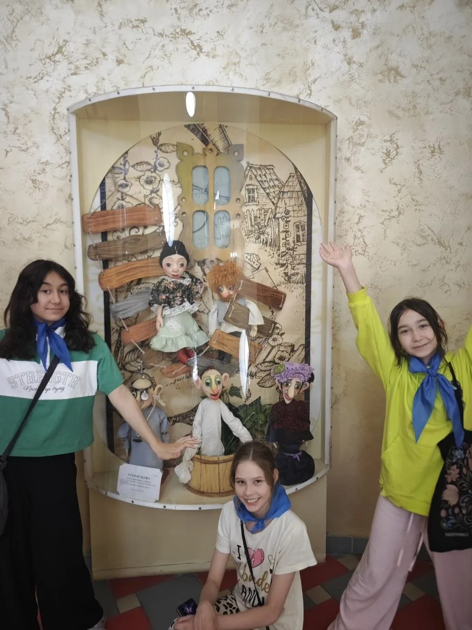 Очередной день пришкольного летнего лагеря "Радуга"🌈 Сегодня наши детишки с утра сделали зарядку, а