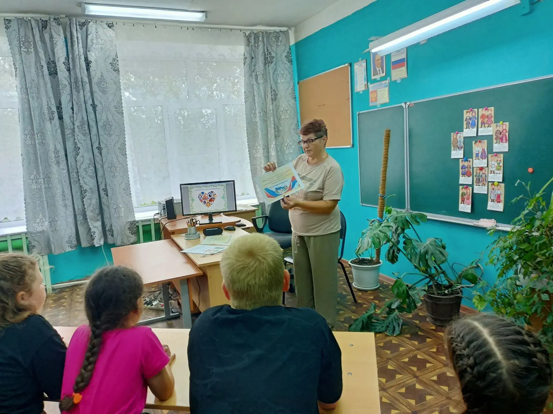 В рамках Года единства народов России в лагере прошло яркое и познавательное мероприятие, посвященно
