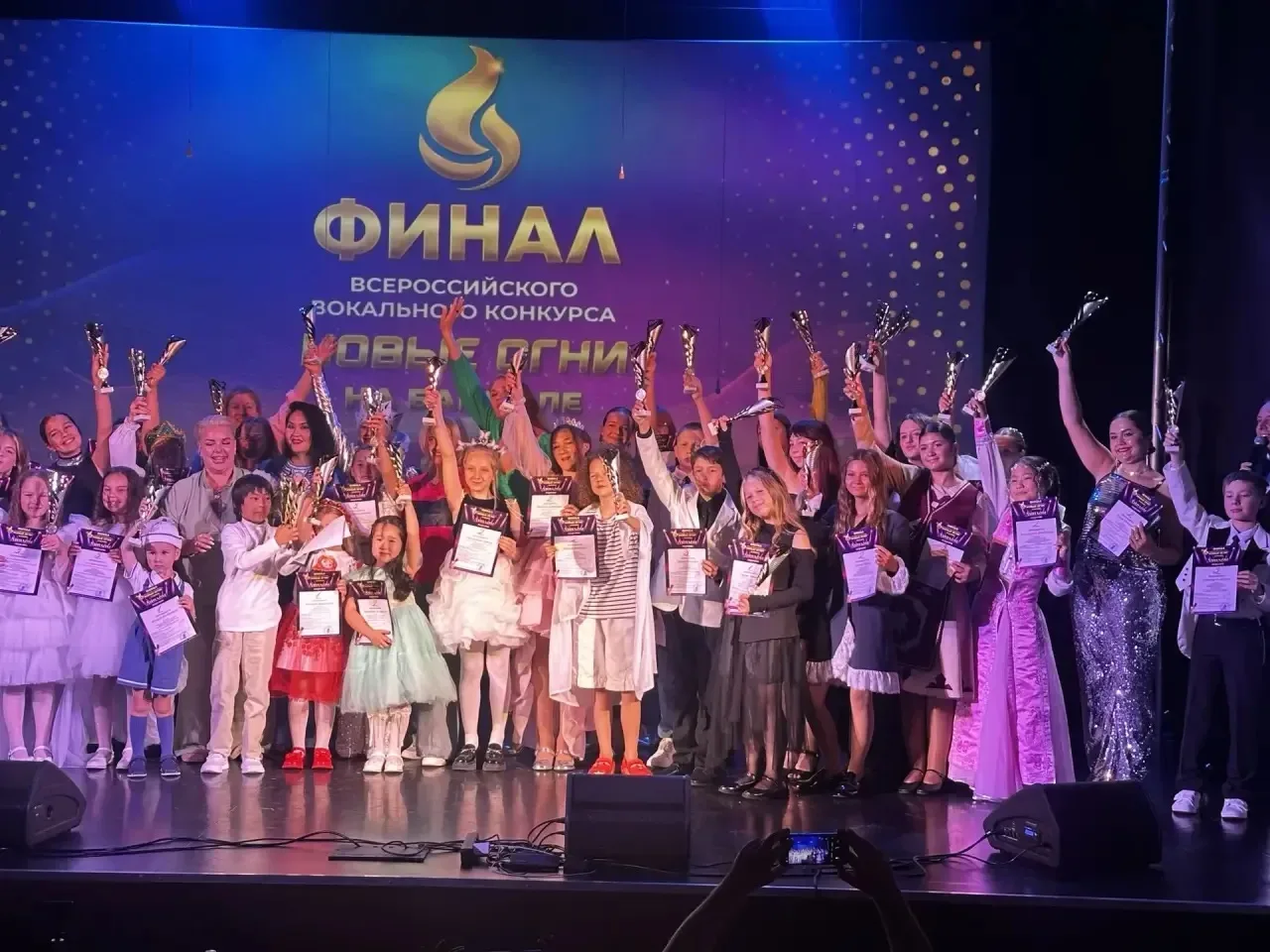 Юные вокалисты из Улан‑Удэ покорили всероссийский фестиваль на берегу Байкала 

С 18 по 26 июля вока