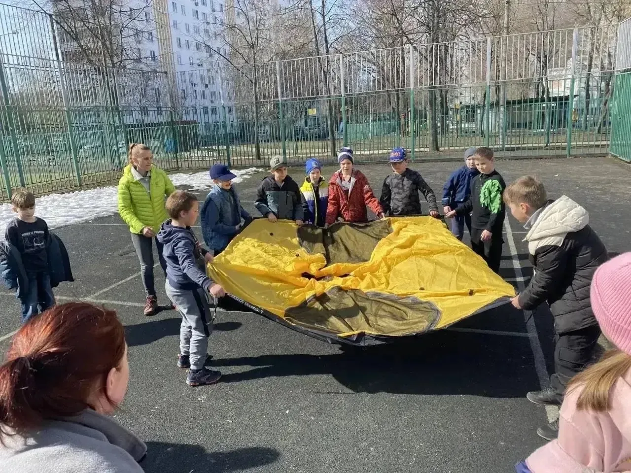 🏕 Первый день с «Лабораторией путешествий» — и сразу за дело!  Утро понедельника наши ребята начали 