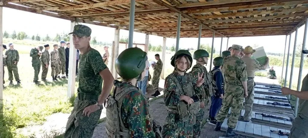 Воспитанники ВПК«Полярная сова» в сопровождении педагогов Битюцких В.Ю. и Жукова Г.А., традиционно п