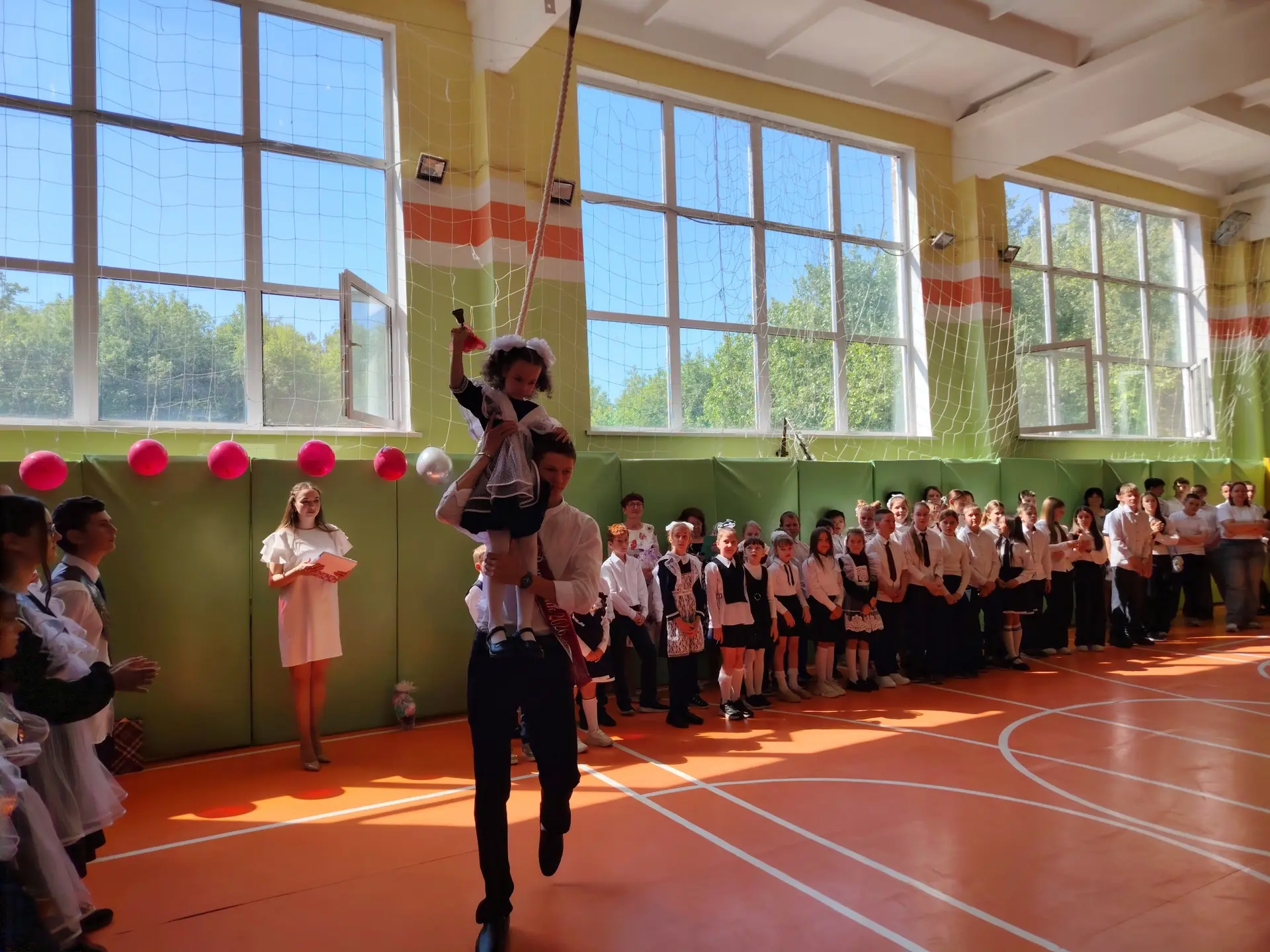 🔔🎈🎈Последний звонок 2026 — праздник, объединяющий сердца!🎀💖
 
🔔🎶26 мая в нашей школе прозвуча