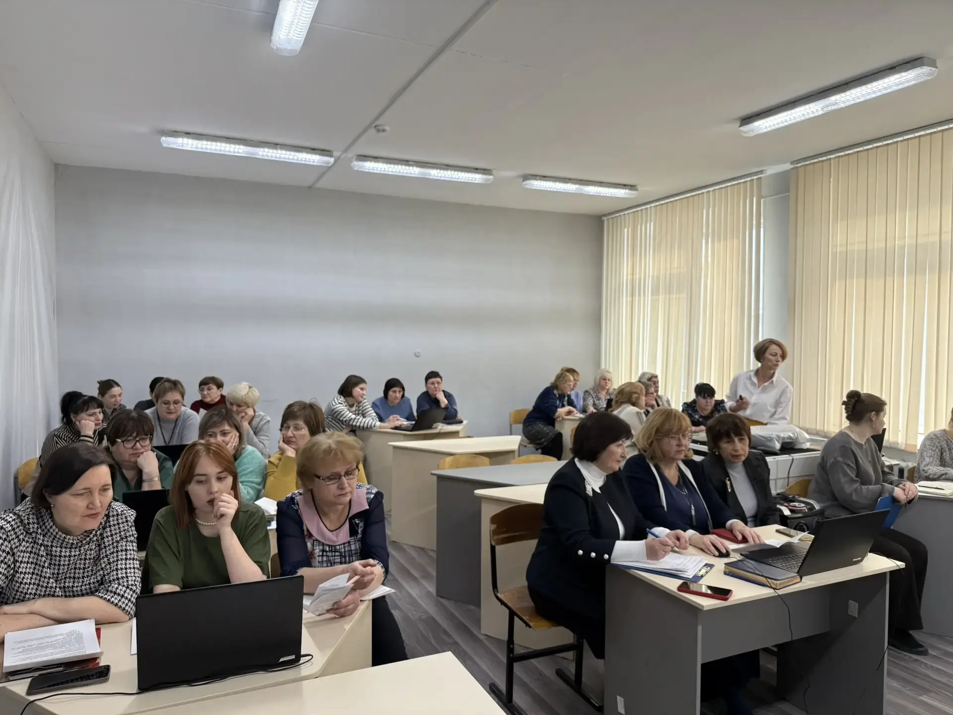 💼 От теории к практике: эффективное использование цифровых образовательных ресурсов и новые стратеги
