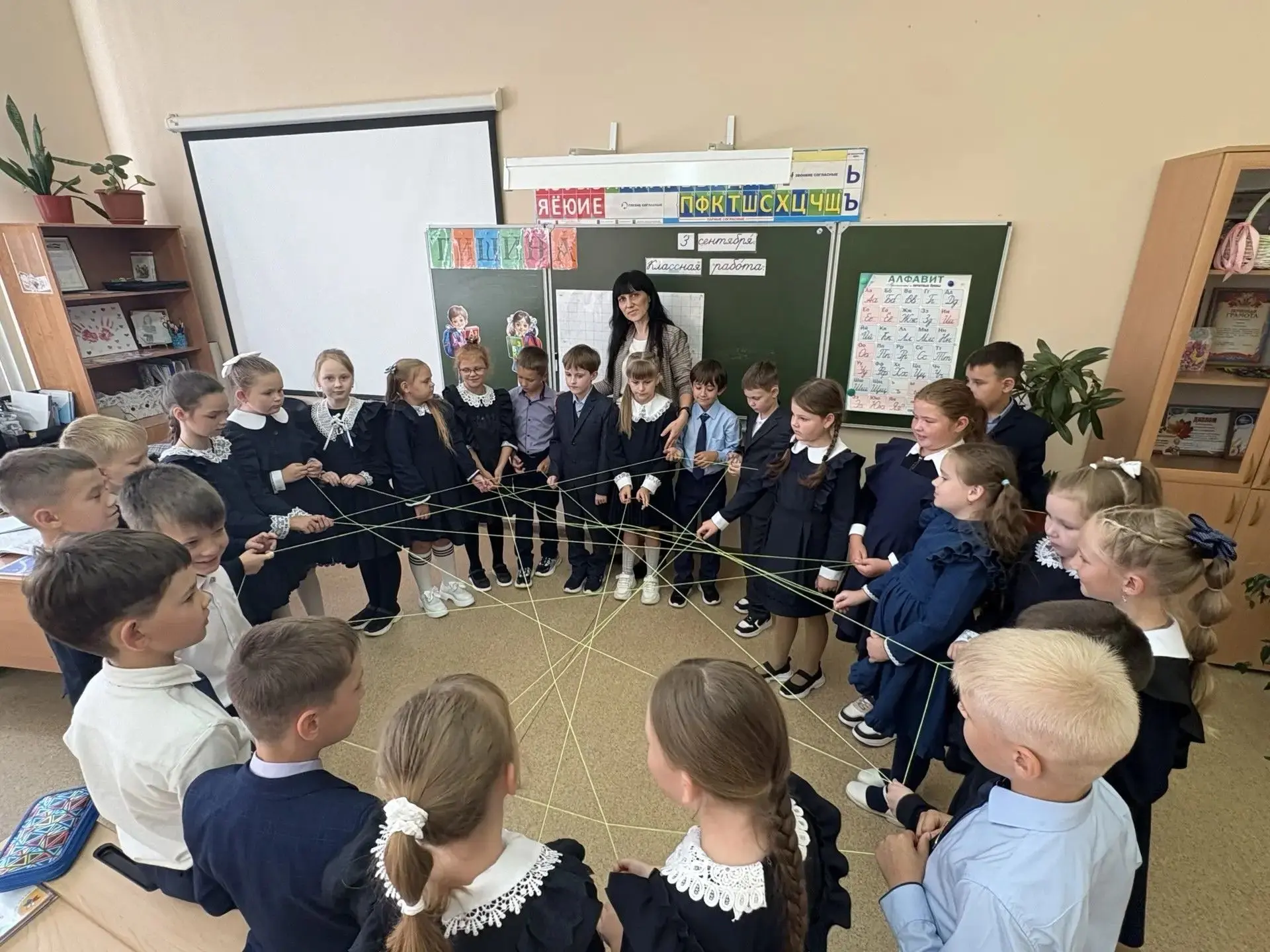 📅Сегодня, 3 сентября, в школе состоялись мероприятия, приуроченные ко Дню солидарности...