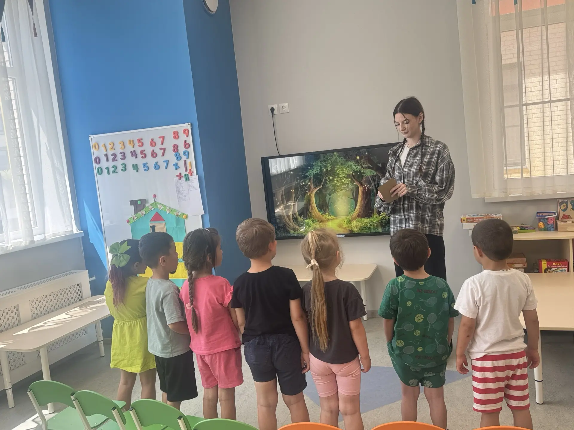 Открытое  занятие в средней группе по ФЭМП тема: «Путешествие в королевство Математики»