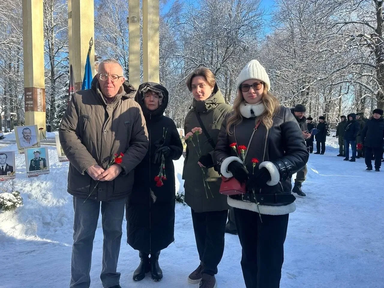 🇷🇺15 февраля - День памяти о россиянах, исполнявших служебный долг за пределами Отечества. 🕯️Начиная