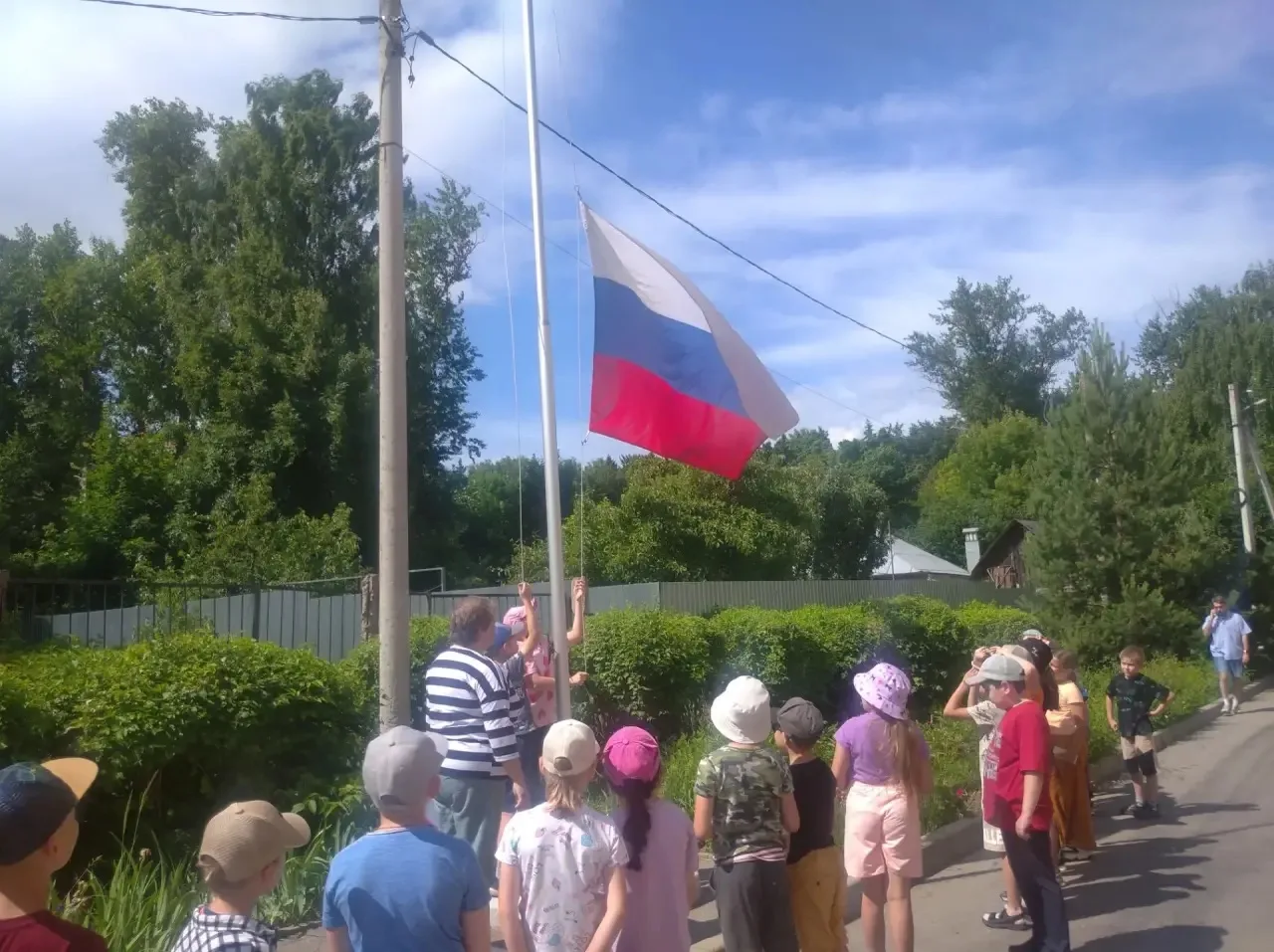 ✨В ЛДП «Солнышко» состоялось
торжественное закрытие летней смены!✨

Сегодня прошла финальная линейка