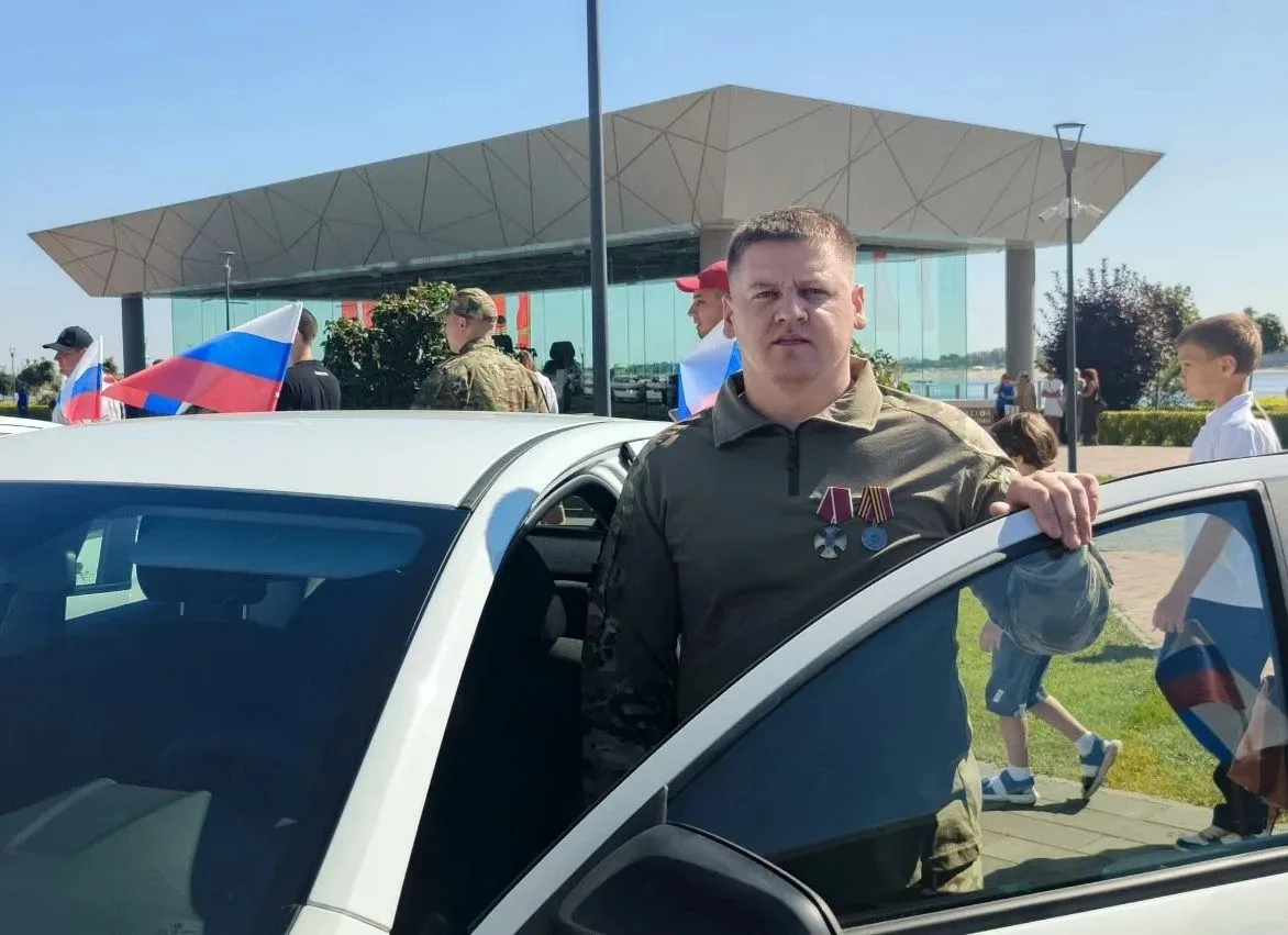 Ветеран боевых действий из Дубовского района получил специализированный автомобиль