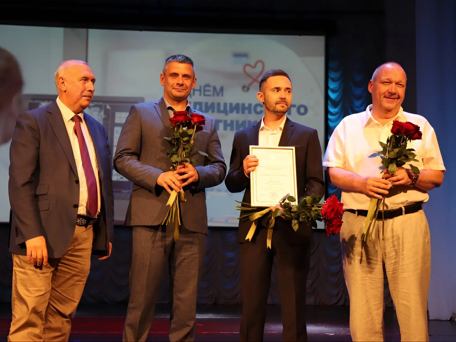 🏆 «Милосердие» – заслуженная награда

В преддверии Дня медицинского работника, в Иванове состоялась