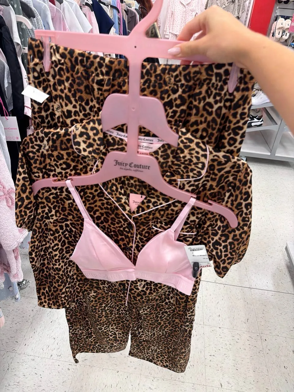 S, M