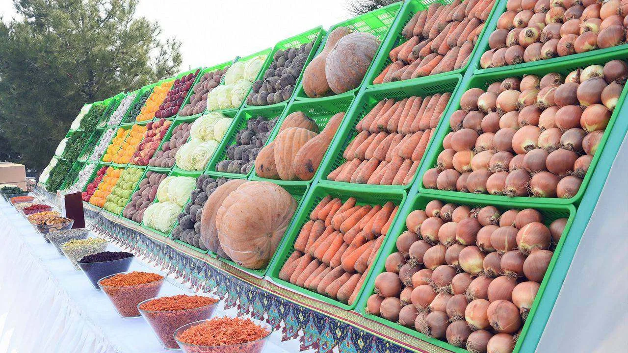 Цифровой экспорт: таджикские фермеры начали прямые продажи агропродукции через электрон...