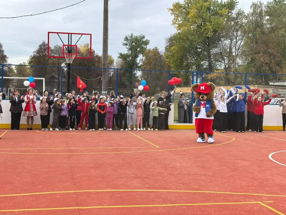 В Дятьковском районе появилась «умная» спортивная площадка