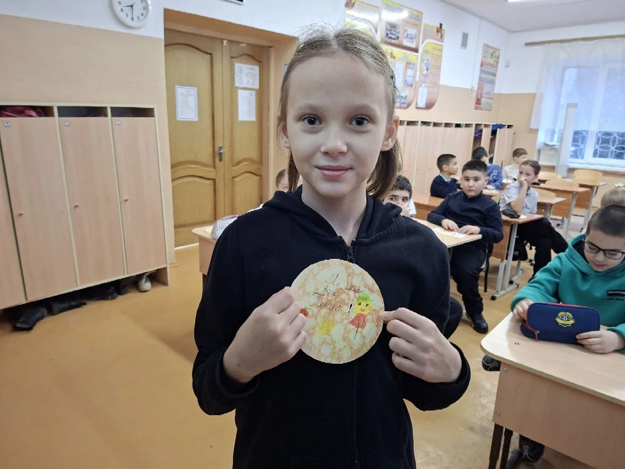 ☀️ Масленица в гостях у 3-А класса! 🥞  В 3-А классе прошёл классный час, посвящённый любимому народн