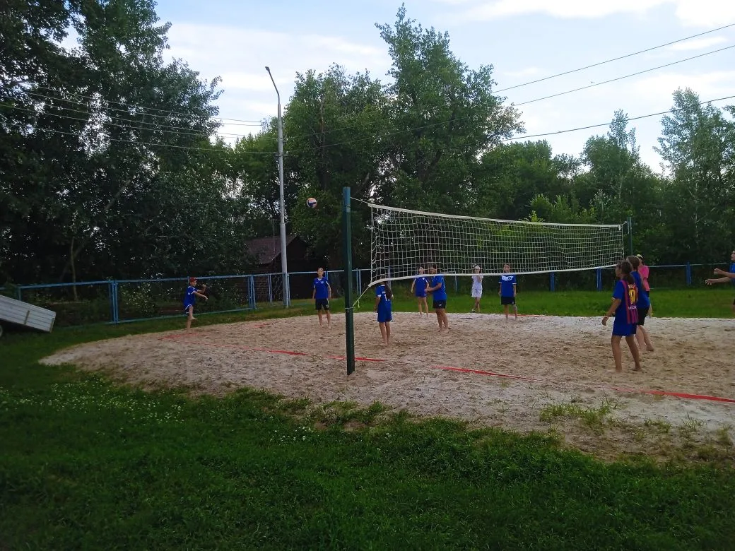 1 отряд играет в пионер бол🤟✨⚡